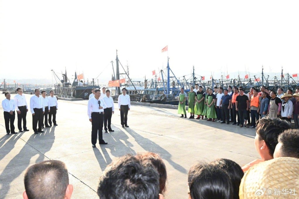 Chinese President Xi Jinping addresses the crowd during his visit to Dongshan county, Fujian province, on Tuesday afternoon. Photo: Xinhua