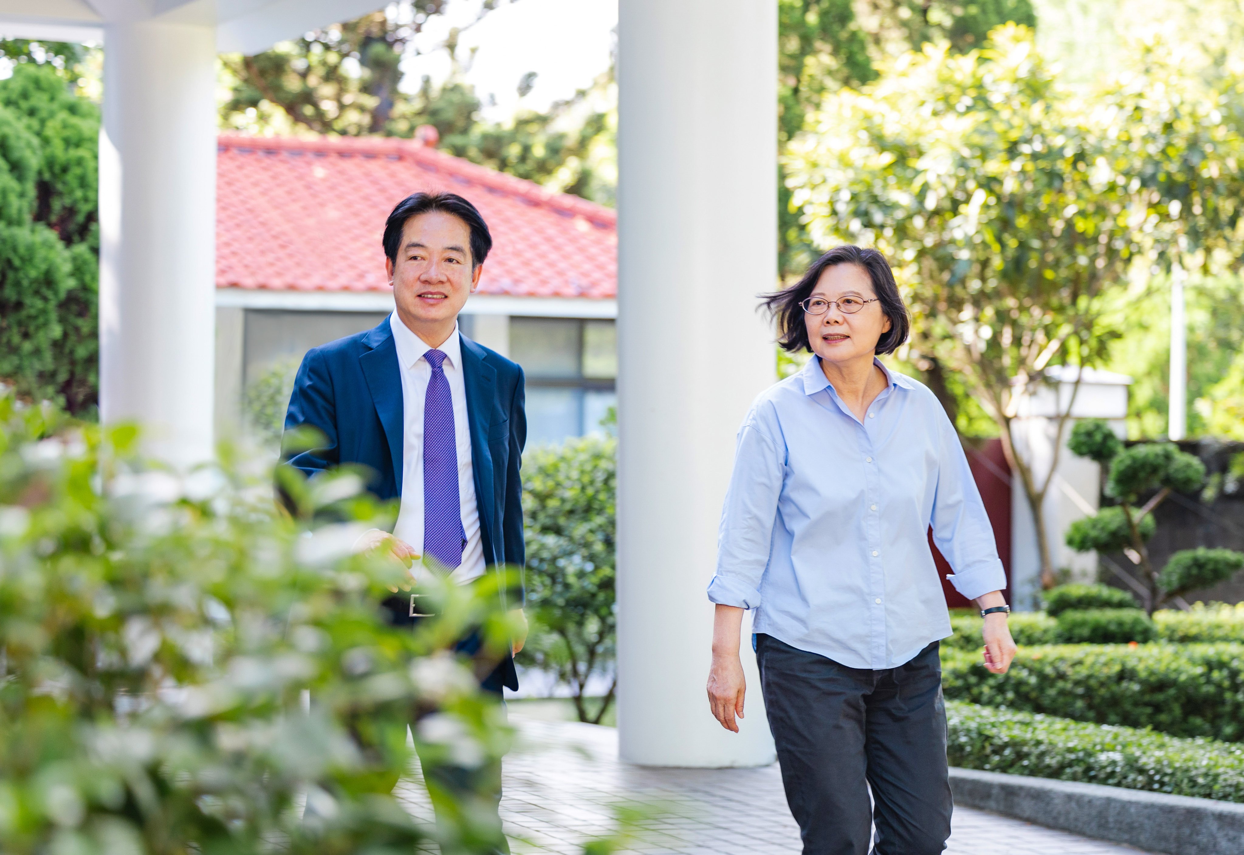 Taiwanese leader William Lai Ching-te and former leader Tsai Ing-wen discussed her coming trip at the presidential residence on Sunday. Photo: CNA